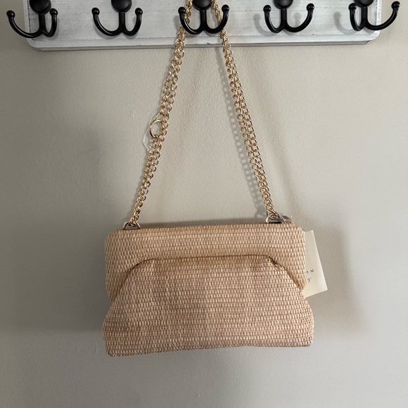 NWT A New Day Puff Clutch Bag - Picture 2 of 3